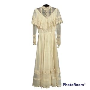 Vintage Prairie Wedding Dress Lace Cyreld Paris Parisian Handmade 50's-70’s